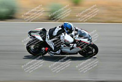 media/May-31-2025-Classic Track Day (Sat) [[da23ab3028]]/Group B/Session 4 (Turns 4 and 6)/